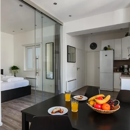 Days - Open-plan With Ac Near National Theatre * Prague