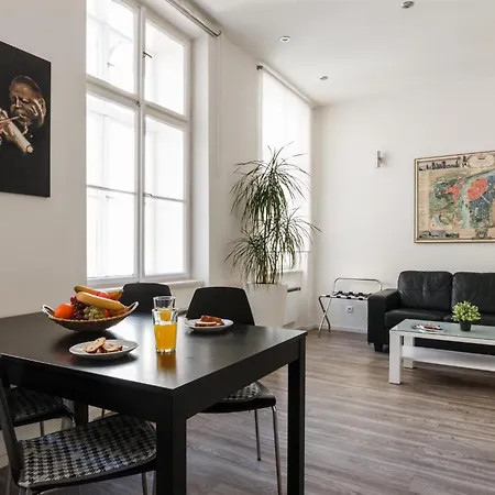 Days - Open-plan With Ac Near National Theatre * Prague
