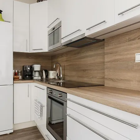 Apartment Days - Open-plan With Ac Near National Theatre Prague