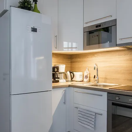 Days - Open-plan With Ac Near National Theatre * Prága