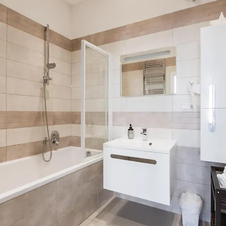 Apartman Days - Open-plan With Ac Near National Theatre *