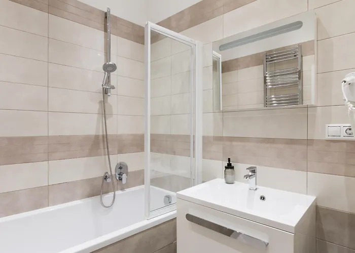 Days - Open-plan With Ac Near National Theatre Apartament Praga