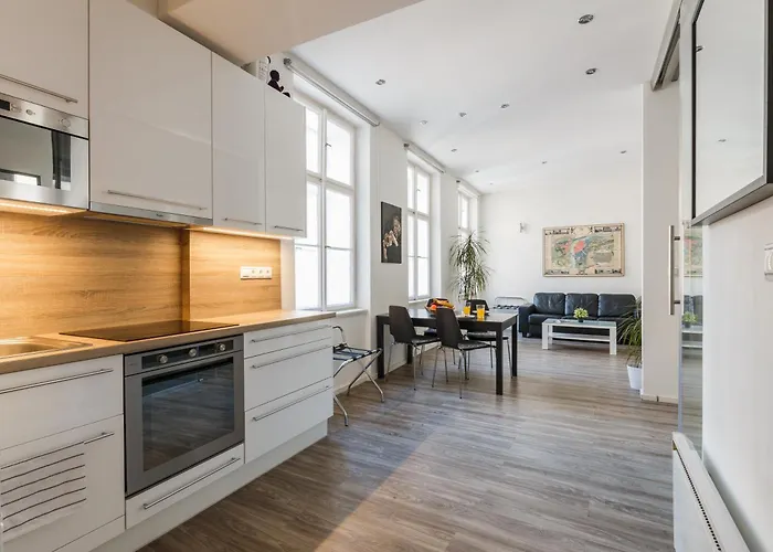Days - Open-plan With Ac Near National Theatre Apartament *